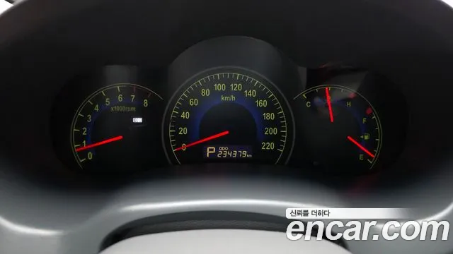 Kia Carnival 2010 thumb 8