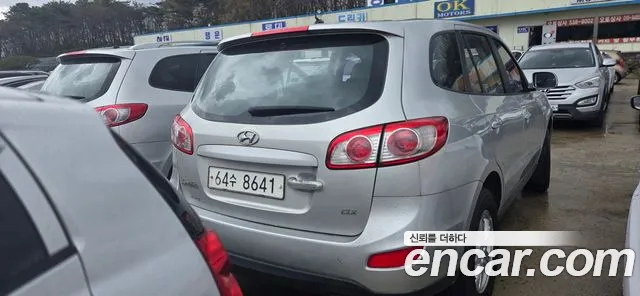 Hyundai Santa Fe 2010 thumb 4