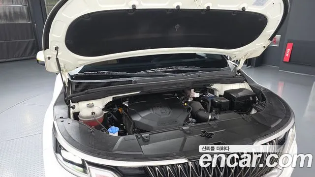 Kia Carnival 2022 thumb 6