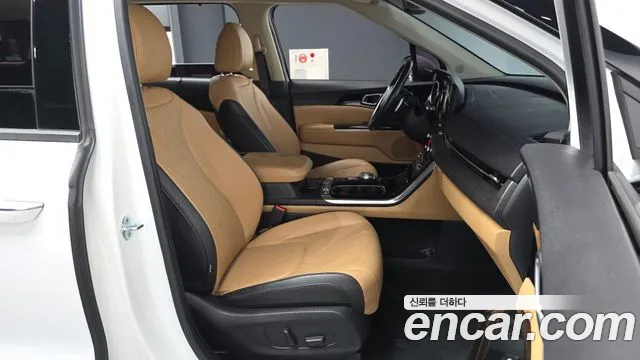 Kia Carnival 2022 thumb 11