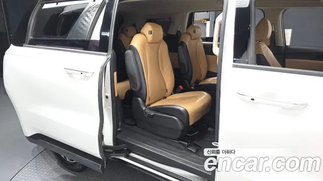 Kia Carnival 2022 thumb 12