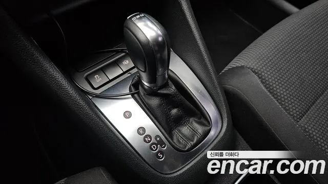 Volkswagen Golf Sportsvan 2013 thumb 9