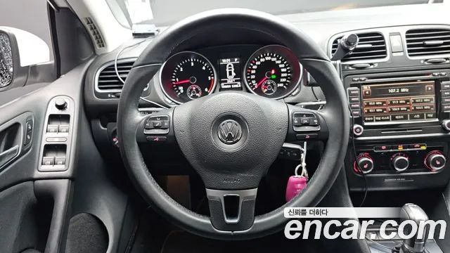 Volkswagen Golf Sportsvan 2013 thumb 12