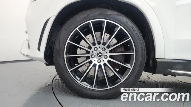 Mercedes-Benz GLE 2023 thumb 5