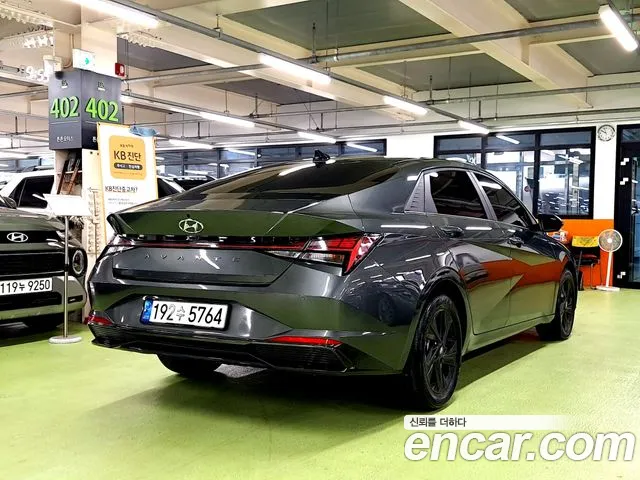 Hyundai Avante 2022 thumb 2
