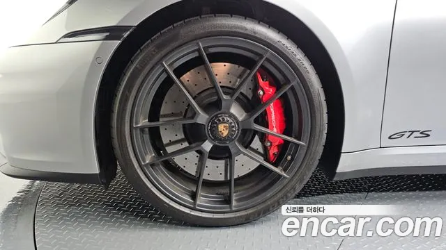 Porsche 911 2026 thumb 5