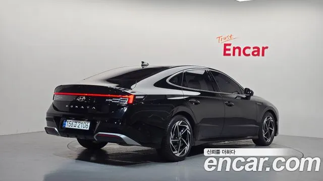 Hyundai Sonata 2023 thumb 2