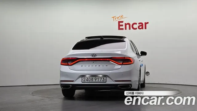 Hyundai Grandeur 2017 thumb 4