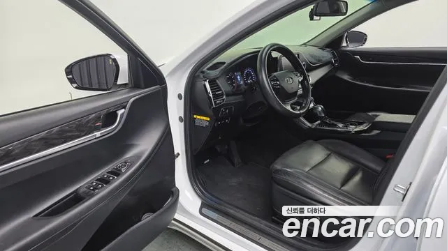 Hyundai Grandeur 2017 thumb 12