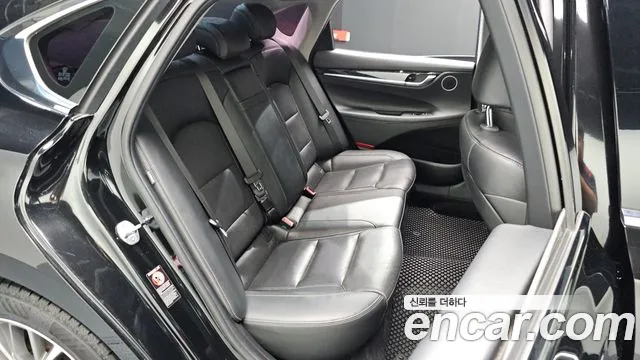 Hyundai Grandeur 2018 thumb 10