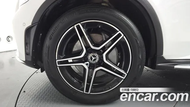 Mercedes-Benz GLC 2022 thumb 4