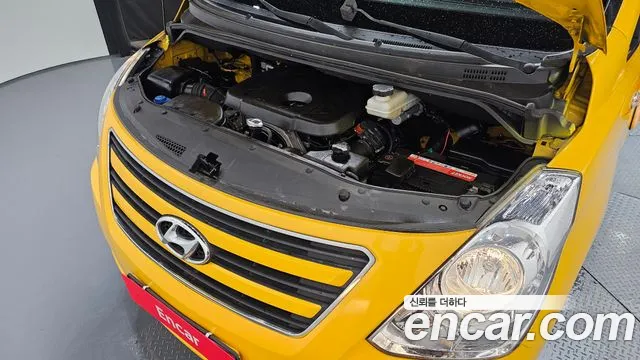 Hyundai Starex 2016 thumb 5