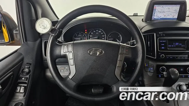 Hyundai Starex 2016 thumb 12