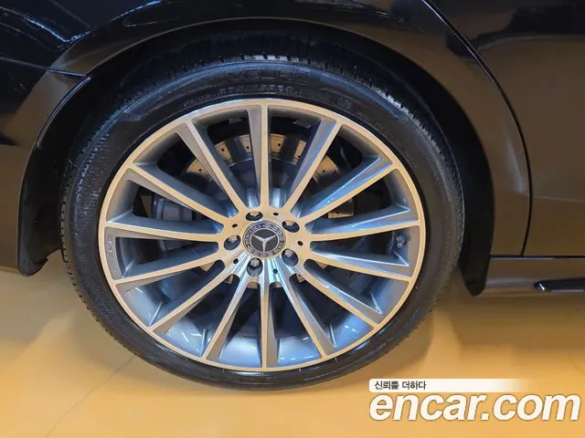 Mercedes-Benz S-Класс 2017 thumb 7