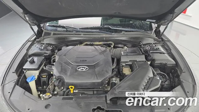 Hyundai Grandeur 2017 thumb 6