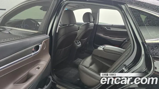 Hyundai Grandeur 2017 thumb 12