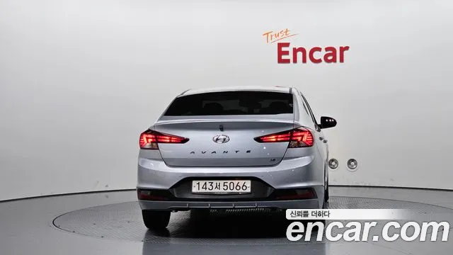 Hyundai Avante 2019 thumb 4