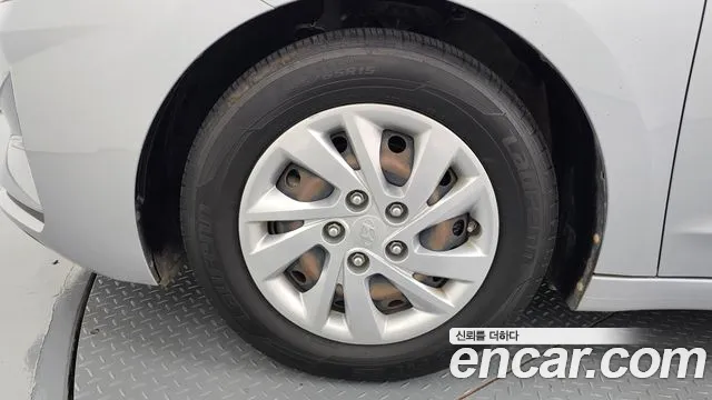 Hyundai Avante 2019 thumb 5