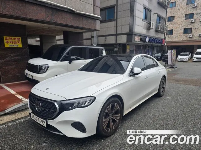 Mercedes-Benz E-Класс 2024 thumb 2