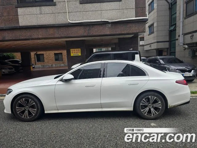 Mercedes-Benz E-Класс 2024 thumb 3