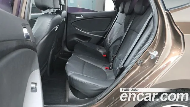 Hyundai Accent 2015 thumb 12