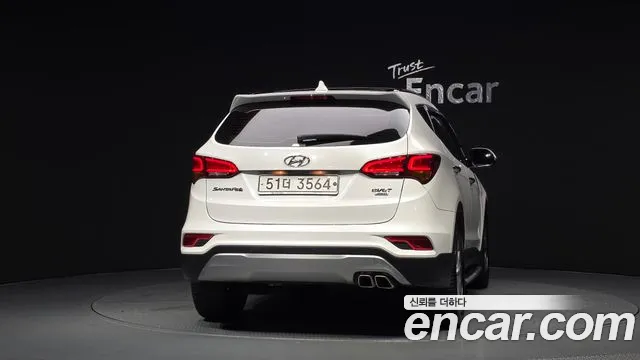 Hyundai Santa Fe 2015 thumb 4