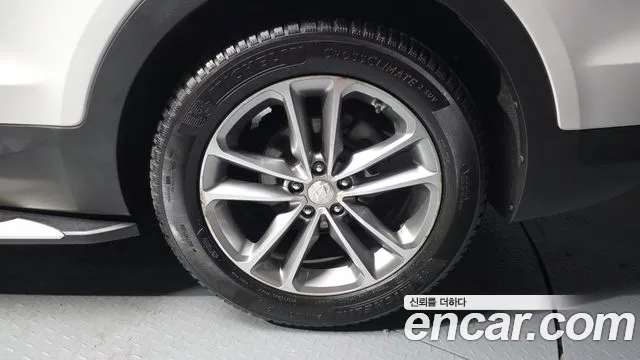 Hyundai Santa Fe 2015 thumb 5