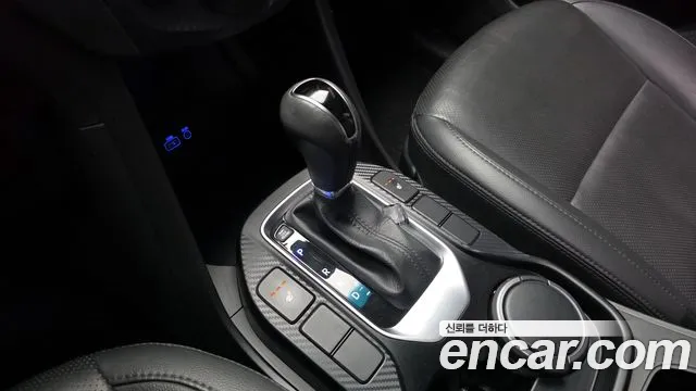 Hyundai Santa Fe 2015 thumb 9