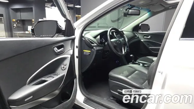 Hyundai Santa Fe 2015 thumb 10
