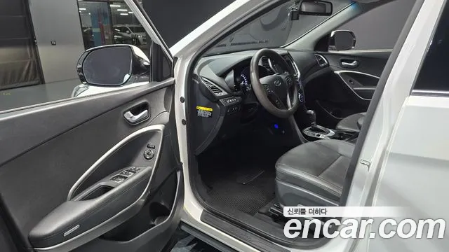 Hyundai Santa Fe 2017 thumb 10