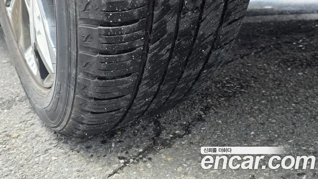KG_Mobility_Ssangyong Rexton 2017 thumb 8