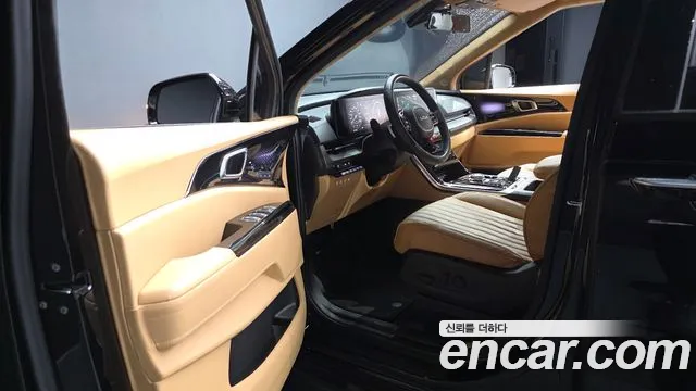 Kia Carnival 2022 thumb 10