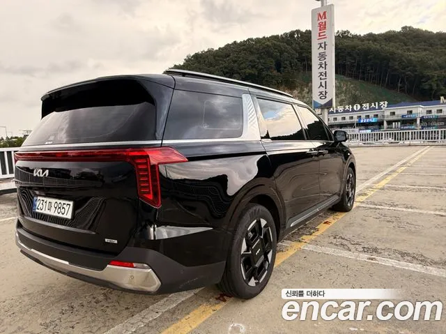 Kia Carnival 2025 thumb 2