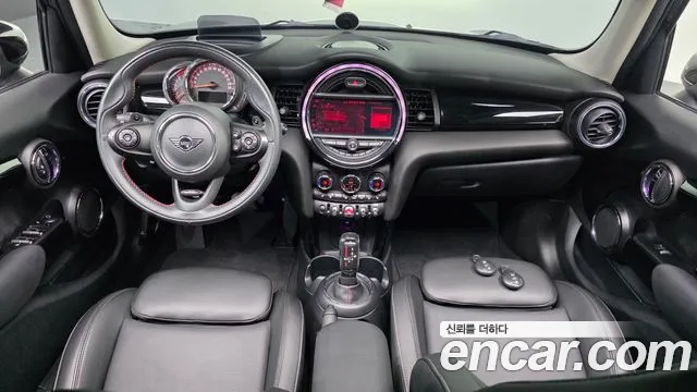 MINI Hatch 2020 thumb 6