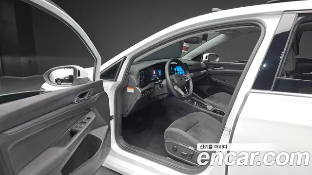 Volkswagen Golf Sportsvan 2022 thumb 9