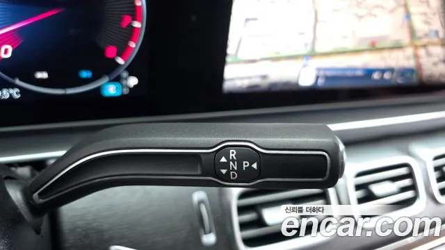 Mercedes-Benz GLE 2024 thumb 9