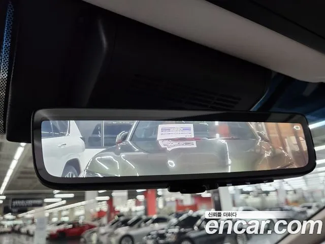 Lexus LM 2024 thumb 9