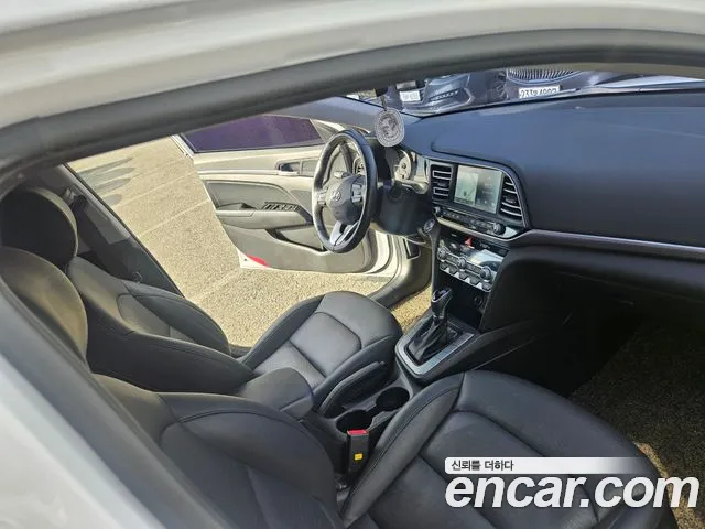 Hyundai Avante 2019 thumb 4