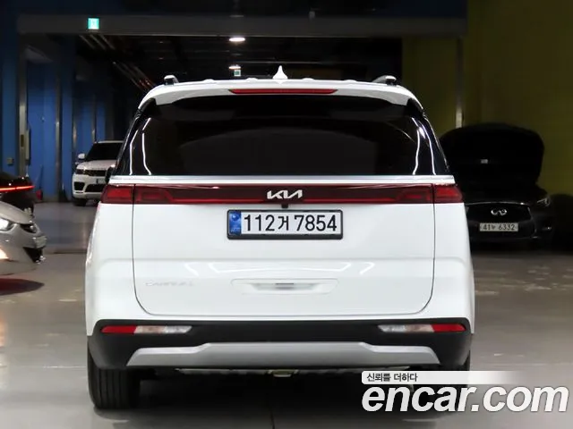 Kia Carnival 2022 thumb 3
