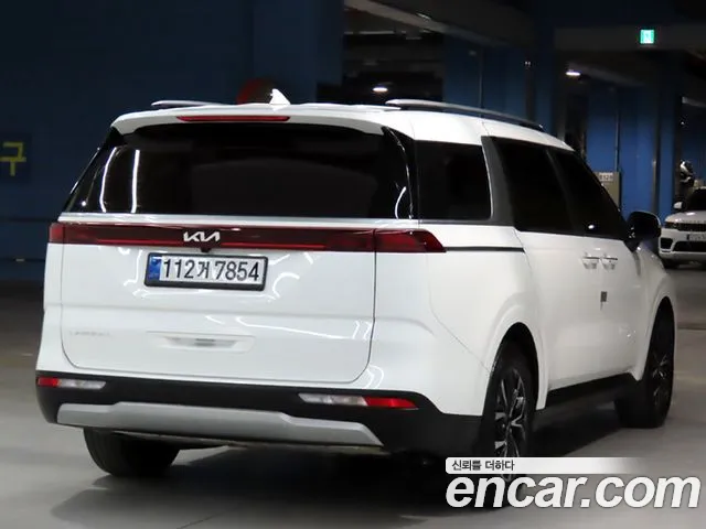 Kia Carnival 2022 thumb 4