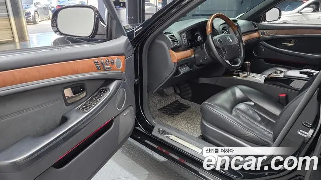 KG_Mobility_Ssangyong Chairman 2015 thumb 10