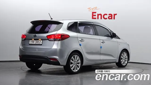 Kia Carens 2015 thumb 2