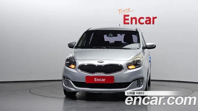 Kia Carens 2015 thumb 3