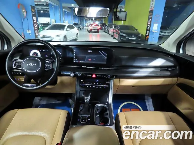 Kia Carnival 2022 thumb 5