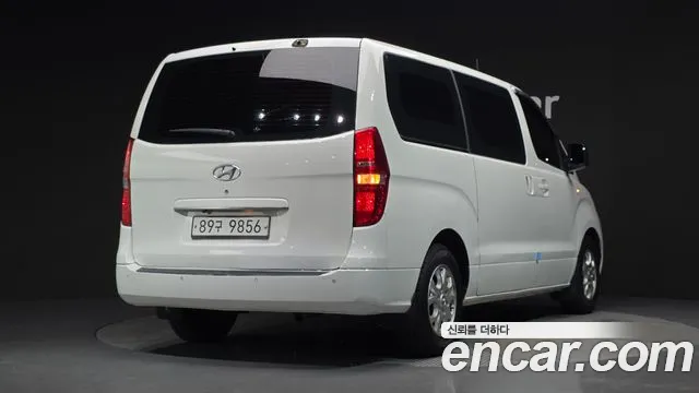 Hyundai Starex 2014 thumb 2