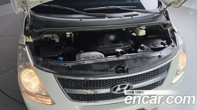 Hyundai Starex 2014 thumb 6