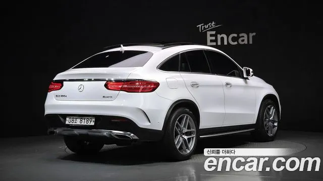 Mercedes-Benz GLE 2017 thumb 2