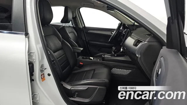 Renault-KoreaSamsung Arkana 2022 thumb 10