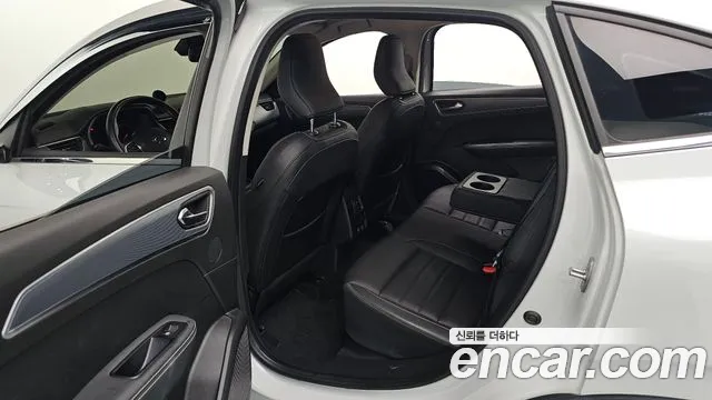 Renault-KoreaSamsung Arkana 2022 thumb 12