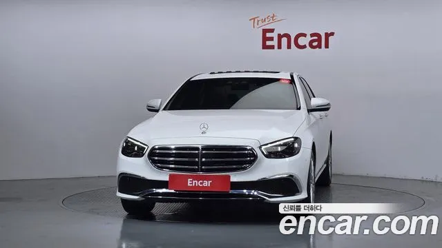 Mercedes-Benz E-Класс 2021 thumb 3